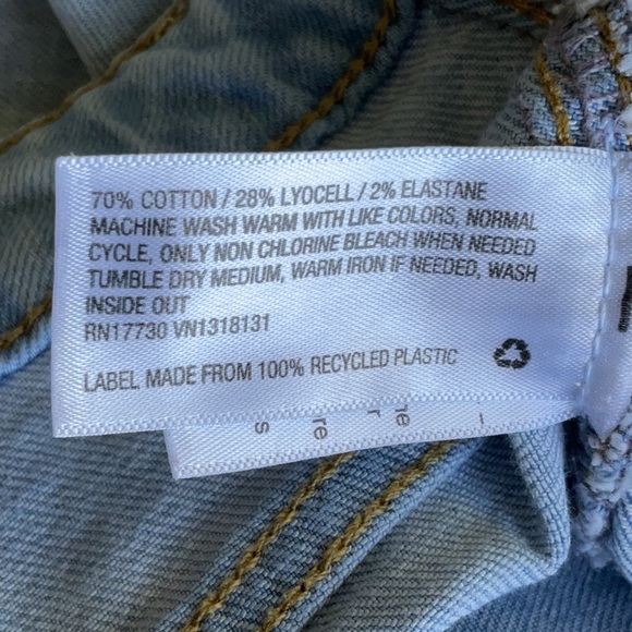 Universal Thread Goods Company Jeans - Picture 7 of 8